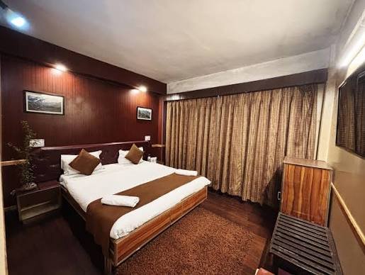 Hotel Dhoni